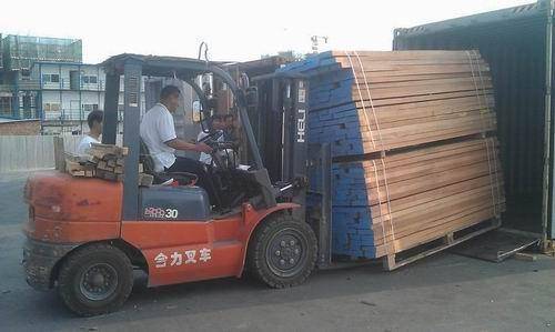 达州叉车货物装卸,厂房搬迁,叉车出租